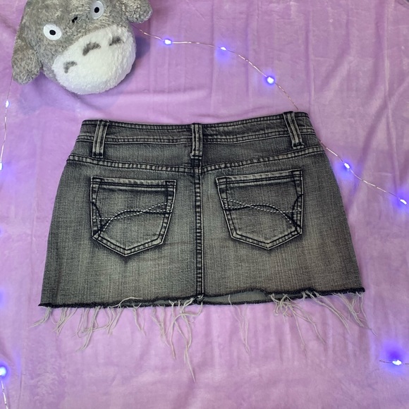 Refuge Black Distressed Denim Skirt - Picture 3 of 4